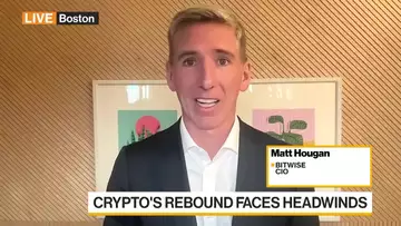 Crypto's Rebound Facing Regulatory Headwinds