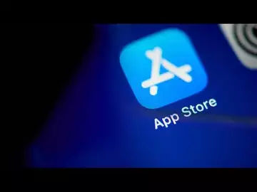 Apple App Store Head Stepping Down in Reorganization