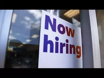 US Job Openings Remain Elevated, Keeping Pressure on Fed