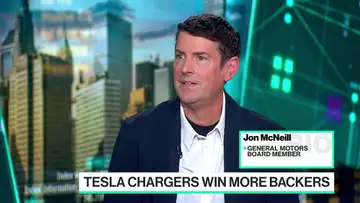 GM Board Member Weighs In on Tesla EV Charging Network