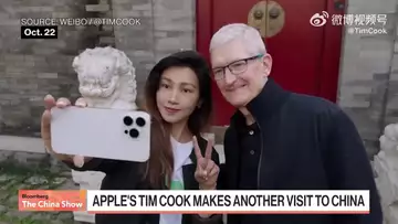 Apple's CEO Tim Cook Visits China