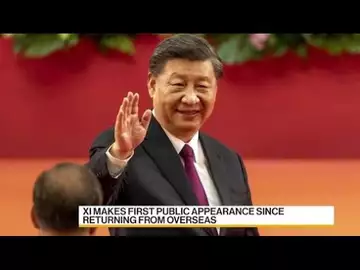 Xi Makes First Public Appearance After Overseas Trip