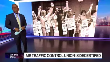 Air Traffic Control Union Decertified | On This Day