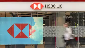 HSBC Curbs Hiring, Reins In Banker Travel