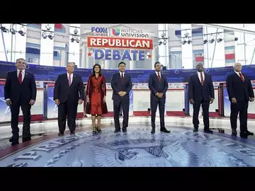 Trump's Rivals Attack Each Other in Chaotic GOP Debate