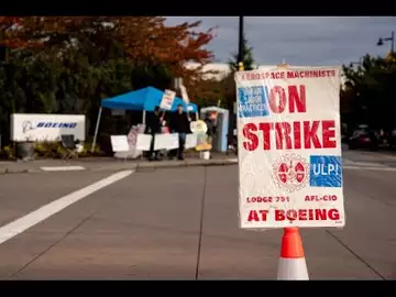 Boeing Union Workers Reject Offer With 35% Pay Raise