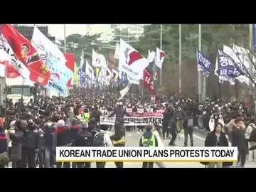 Major South Korean Union Joins Truckers' Protest