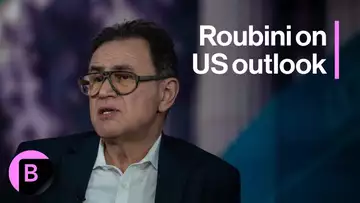 Famed Economist Roubini Says 'Bond Vigilantes' May Curb Trump Policies