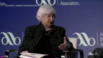 Yellen Says She's Hearing the Burden of Bank Rules Are Heavy