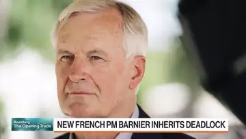 Macron Puts Faith in Former Brexit Negotiator Barnier