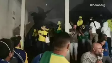 Bolsonaro Backers Storm Brazil Government Buildings