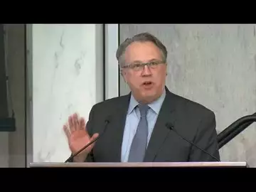 Fed's Williams Says Covid Didn't End Era of Low Rates