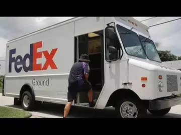 FedEx to Merge Delivery Networks in Cost-Cutting Move