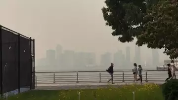 Smoke From Canadian Wildfires Blankets New York City