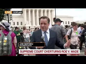 Demonstrators Converge on Supreme Court After Roe Ruling