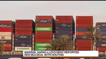 Maersk, Hapag-Lloyd Deny Negotiating With Houthis for Safe Passage Through Red Sea